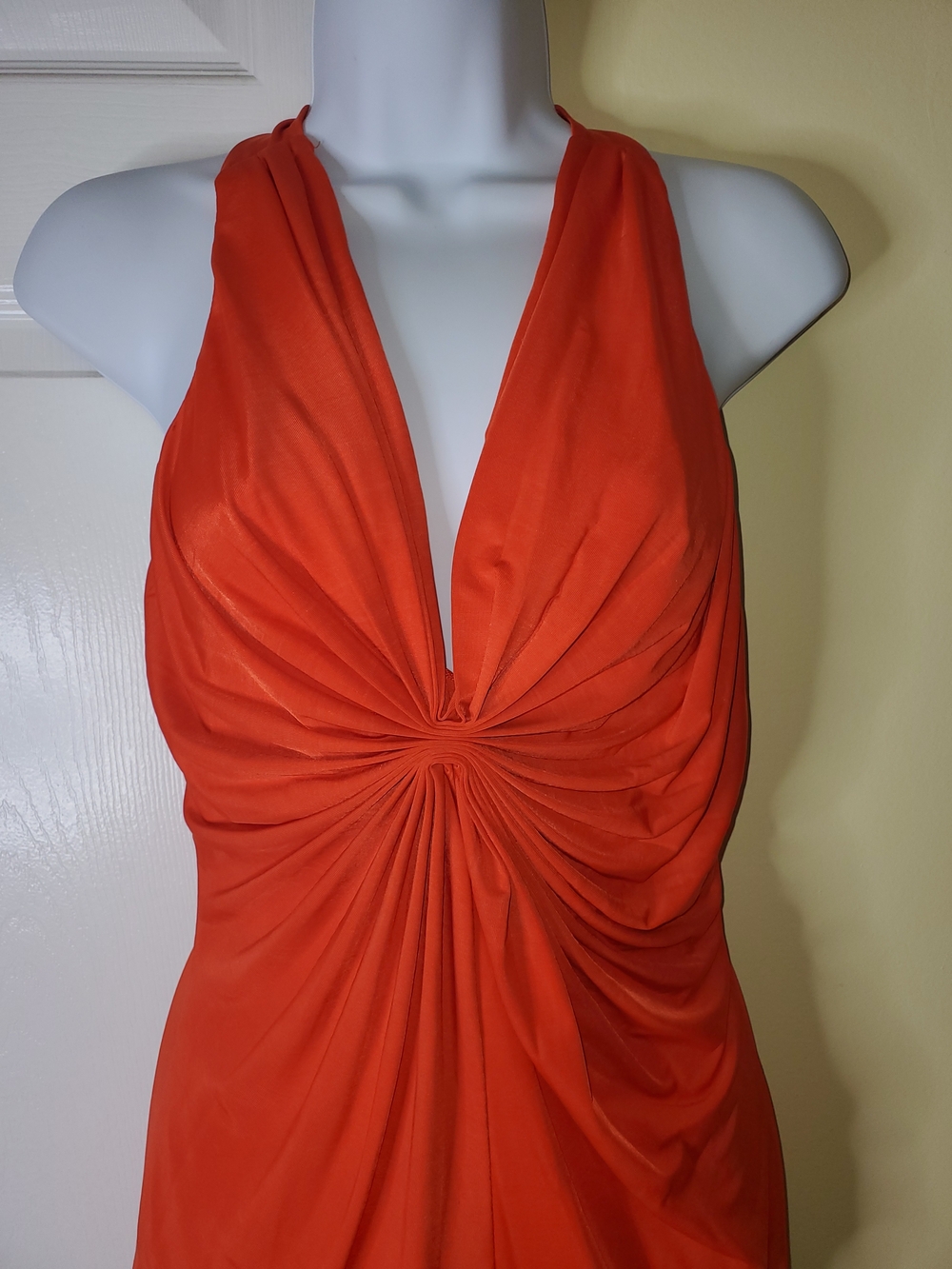 🧡 Charlotte Russe Bright Orange Ruched Halter Top | Size M